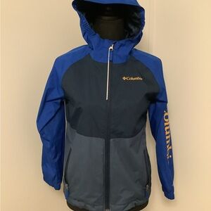 Columbia wind breaker